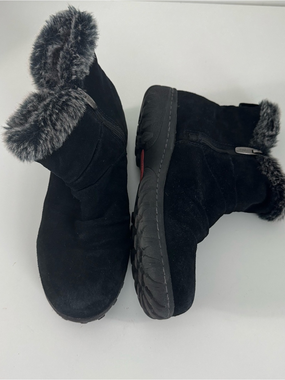 Khombu Black Faux Fur Winter Ankle Boots